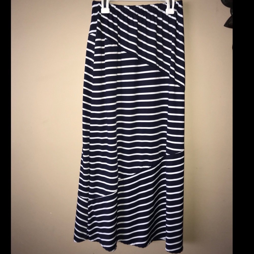 Notations stripped skirt!